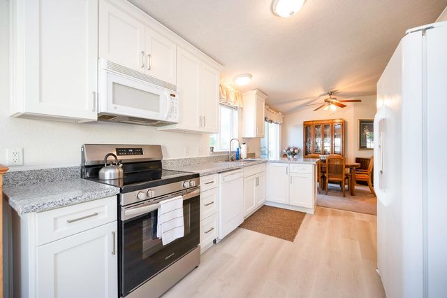 4010 Lakeview Dr, Ione, CA 95640