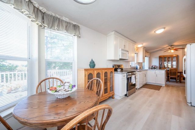 4010 Lakeview Dr, Ione, CA 95640