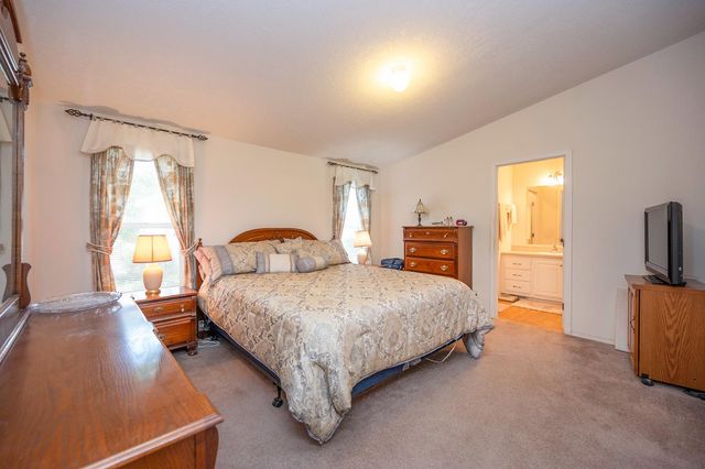 4010 Lakeview Dr, Ione, CA 95640