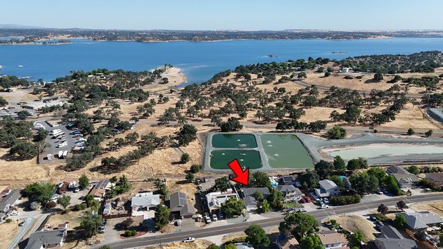 4010 Lakeview Dr, Ione, CA 95640
