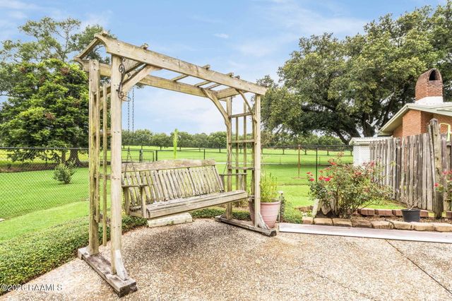 6166 Louisiana 93, Arnaudville, LA 70512