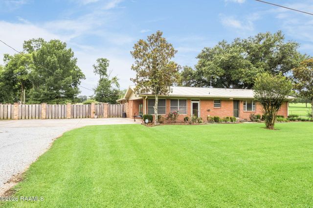 6166 Louisiana 93, Arnaudville, LA 70512