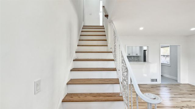 15 Circle Drive, Hempstead, NY 11550