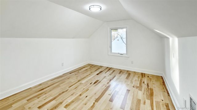 15 Circle Drive, Hempstead, NY 11550