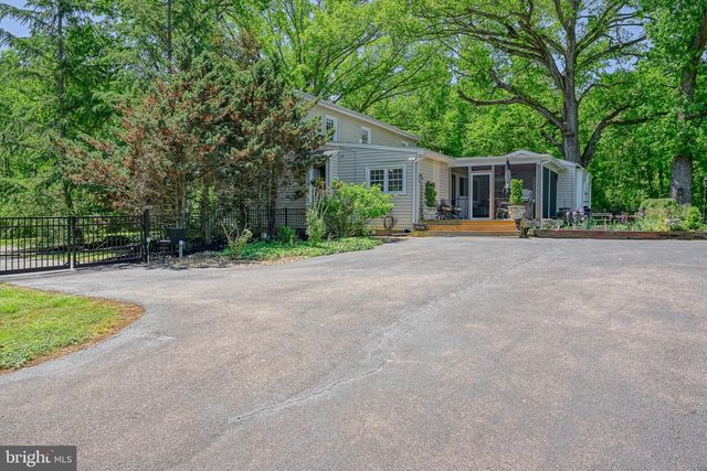 655 BUMPASS RD, Bumpass, VA 23024