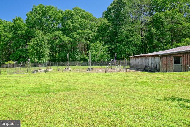 655 BUMPASS RD, Bumpass, VA 23024