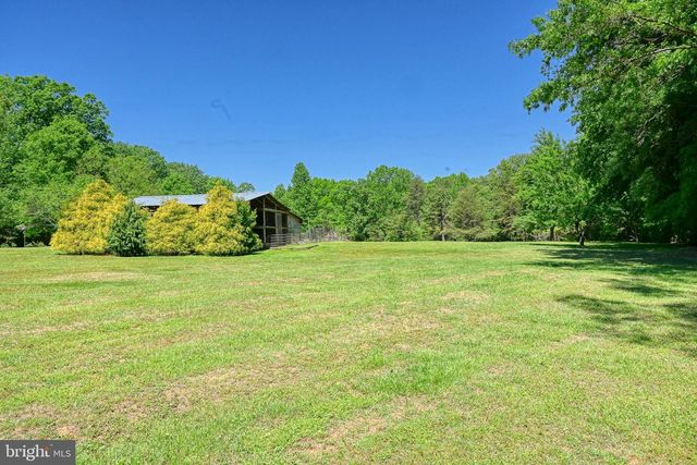 655 BUMPASS RD, Bumpass, VA 23024