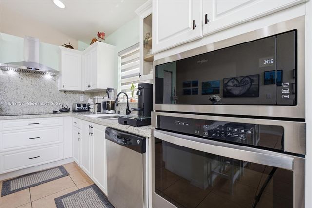 2065 SE 14th Street, Homestead, FL 33035