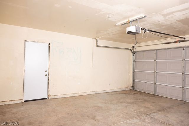 3300 Point Lobos Drive, Las Vegas, NV 89108