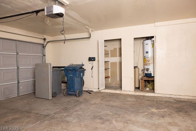 3300 Point Lobos Drive, Las Vegas, NV 89108