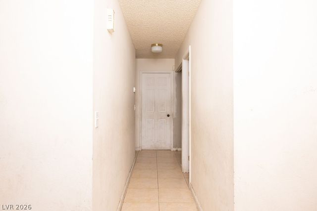 3300 Point Lobos Drive, Las Vegas, NV 89108