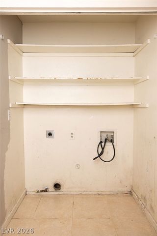 3300 Point Lobos Drive, Las Vegas, NV 89108