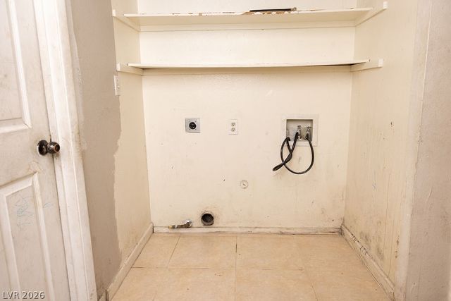 3300 Point Lobos Drive, Las Vegas, NV 89108