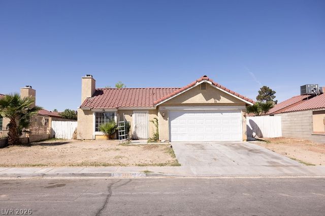 3300 Point Lobos Drive, Las Vegas, NV 89108