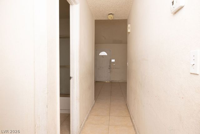 3300 Point Lobos Drive, Las Vegas, NV 89108