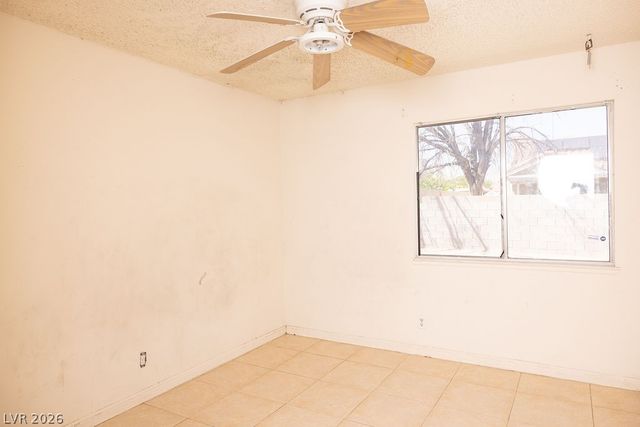 3300 Point Lobos Drive, Las Vegas, NV 89108