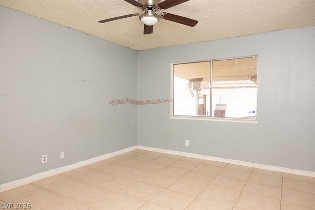 3300 Point Lobos Drive, Las Vegas, NV 89108