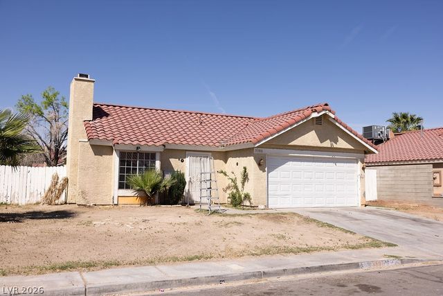 3300 Point Lobos Drive, Las Vegas, NV 89108