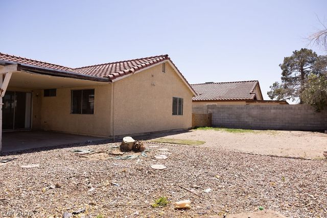 3300 Point Lobos Drive, Las Vegas, NV 89108