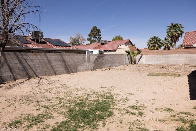 3300 Point Lobos Drive, Las Vegas, NV 89108