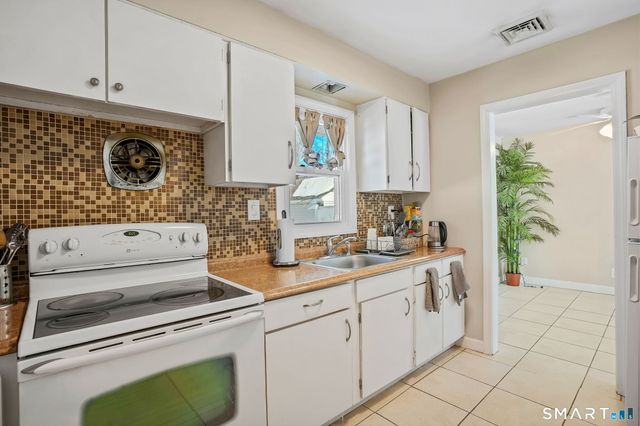 3460 Old Town Road, Bridgeport, CT 06606