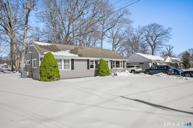 3460 Old Town Road, Bridgeport, CT 06606