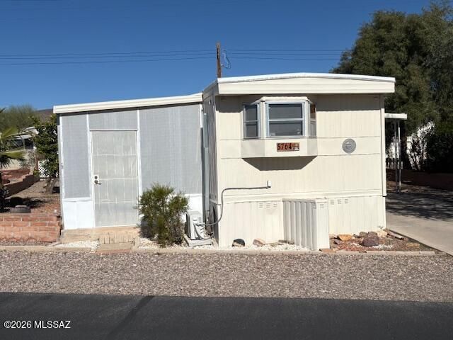 5764 W Lazy S Street, Tucson, AZ 85713