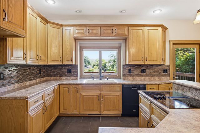 901 NW Campus Ridge Court, Ankeny, IA 50023