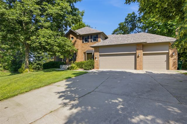 901 NW Campus Ridge Court, Ankeny, IA 50023