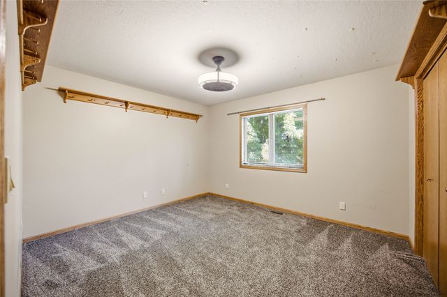 901 NW Campus Ridge Court, Ankeny, IA 50023