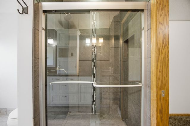 901 NW Campus Ridge Court, Ankeny, IA 50023