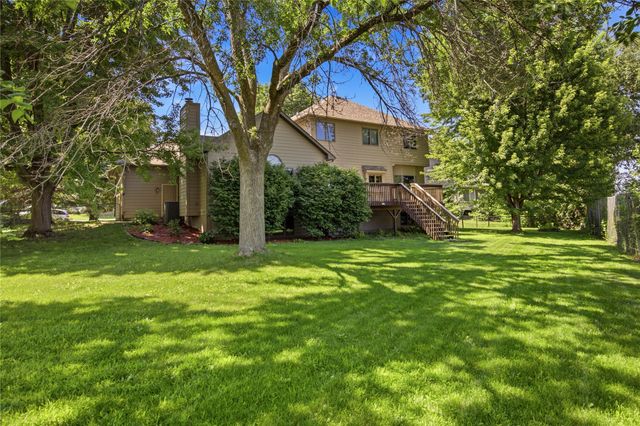 901 NW Campus Ridge Court, Ankeny, IA 50023