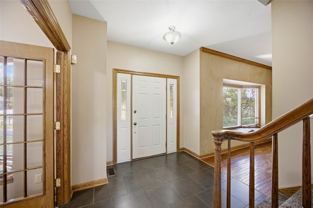 901 NW Campus Ridge Court, Ankeny, IA 50023