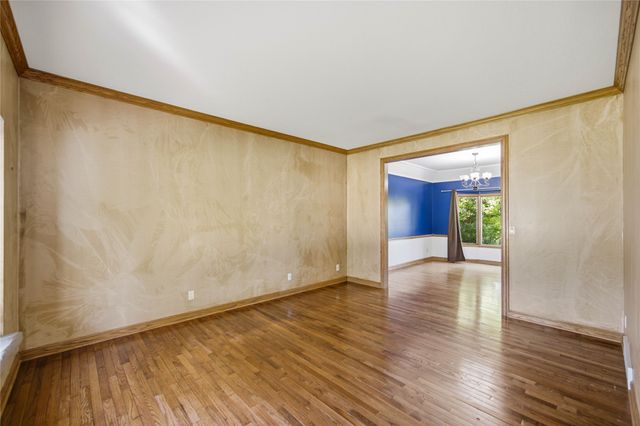 901 NW Campus Ridge Court, Ankeny, IA 50023