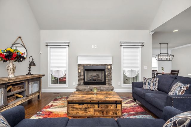 1505 Addi Jo Ct, Christiana, TN 37037