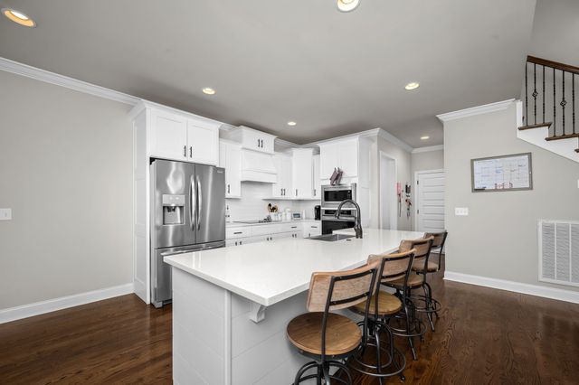 1505 Addi Jo Ct, Christiana, TN 37037