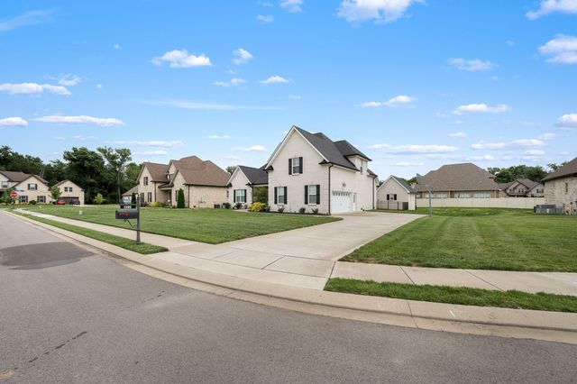 1505 Addi Jo Ct, Christiana, TN 37037