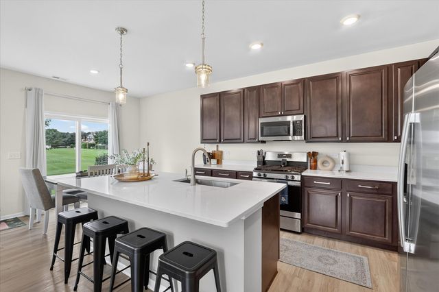 1308 Draper Road, Mchenry, IL 60050