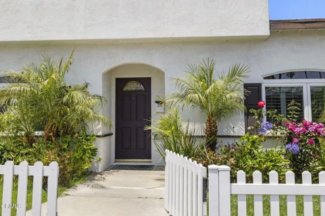 2036 Pierpont Boulevard, Ventura, CA 93001