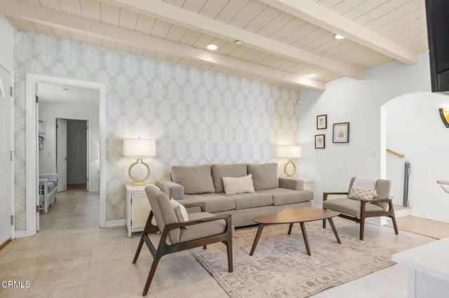 2036 Pierpont Boulevard, Ventura, CA 93001