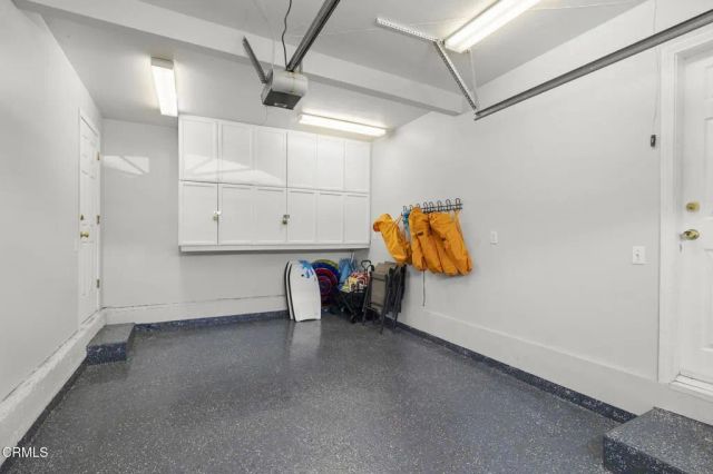 2036 Pierpont Boulevard, Ventura, CA 93001