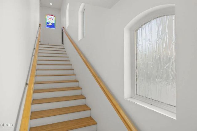 2036 Pierpont Boulevard, Ventura, CA 93001