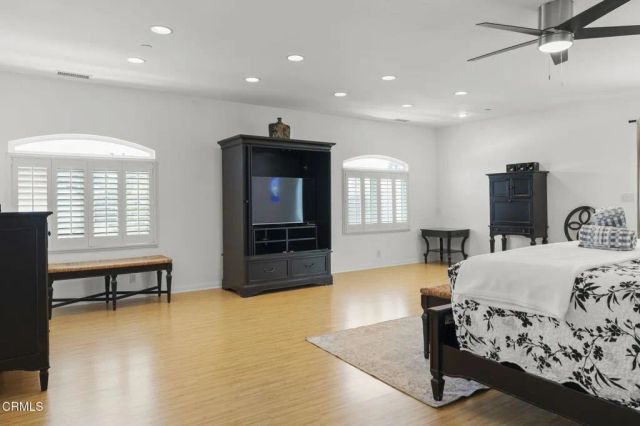 2036 Pierpont Boulevard, Ventura, CA 93001