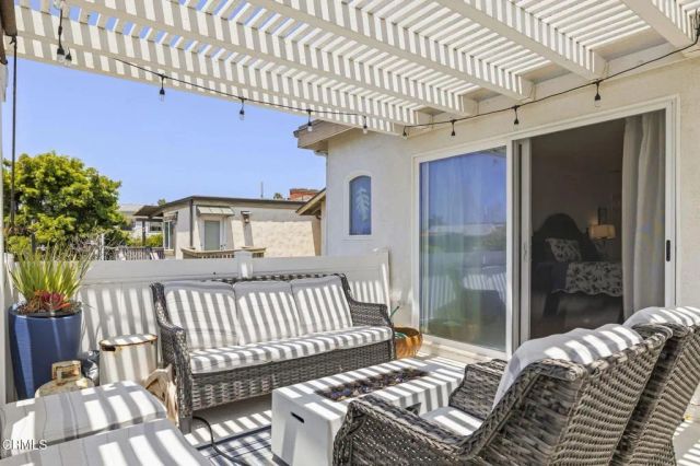 2036 Pierpont Boulevard, Ventura, CA 93001