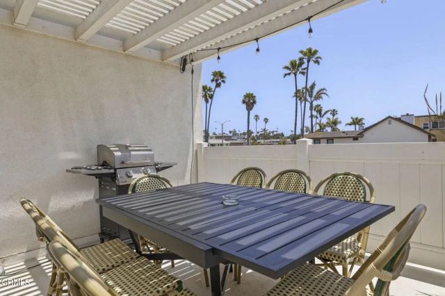 2036 Pierpont Boulevard, Ventura, CA 93001