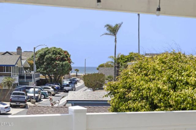 2036 Pierpont Boulevard, Ventura, CA 93001