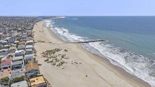 2036 Pierpont Boulevard, Ventura, CA 93001