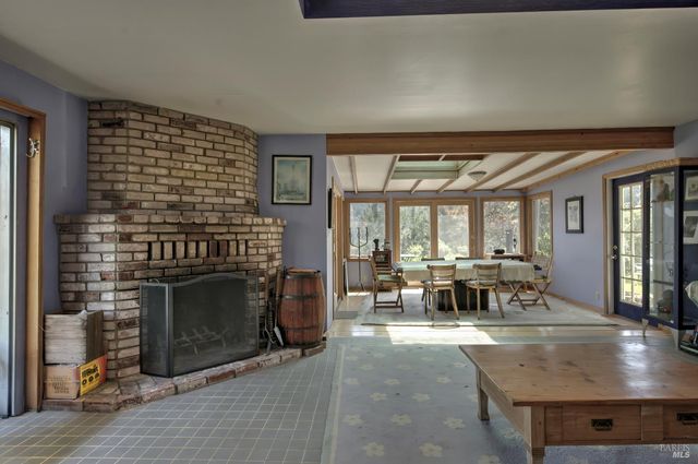 10957 Westside Rd, Healdsburg, CA 95448