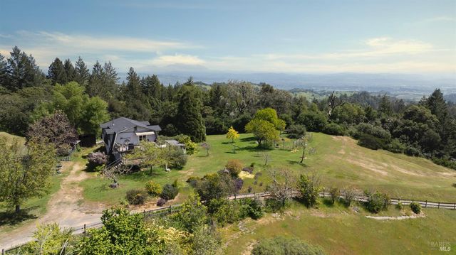 10957 Westside Rd, Healdsburg, CA 95448