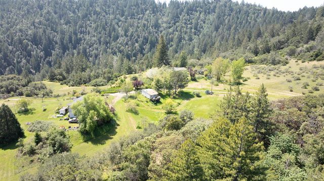 10957 Westside Rd, Healdsburg, CA 95448